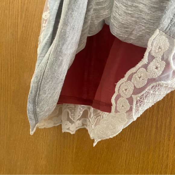 Layered Floral Mesh Lace Tank Top - Size S - Picture 15 of 16